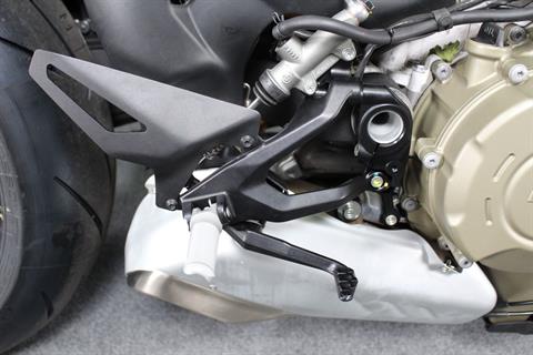 2024 Ducati Streetfighter V4 S in Portland, Oregon - Photo 16