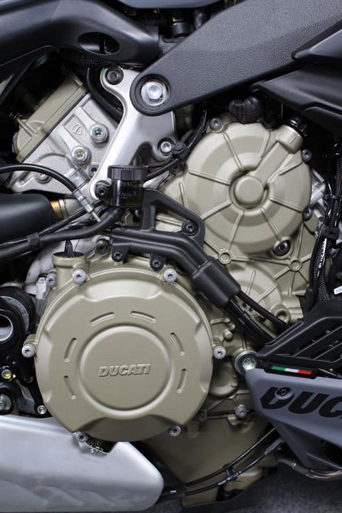 2024 Ducati Streetfighter V4 S in Portland, Oregon - Photo 14