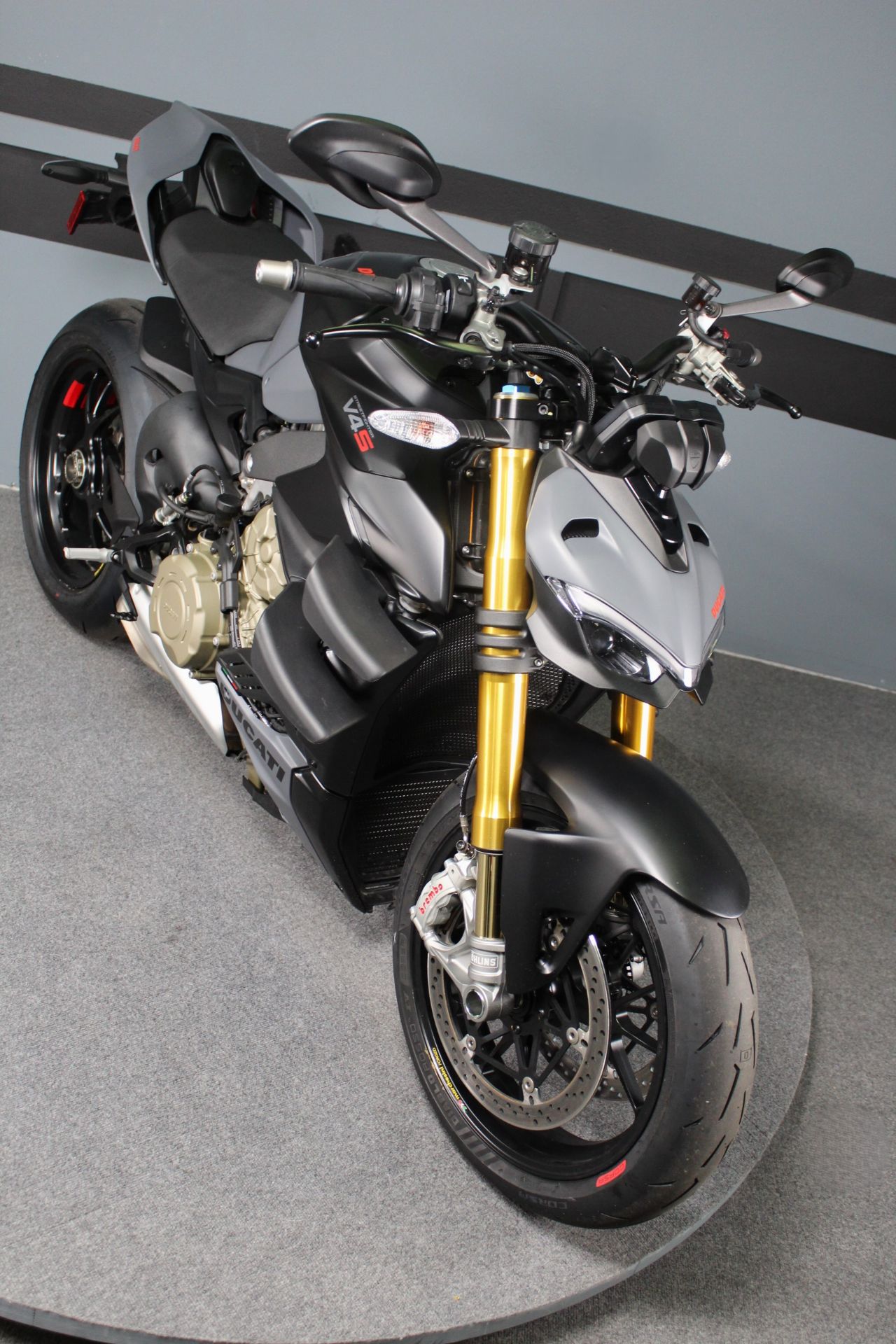 2024 Ducati Streetfighter V4 S in Portland, Oregon - Photo 2