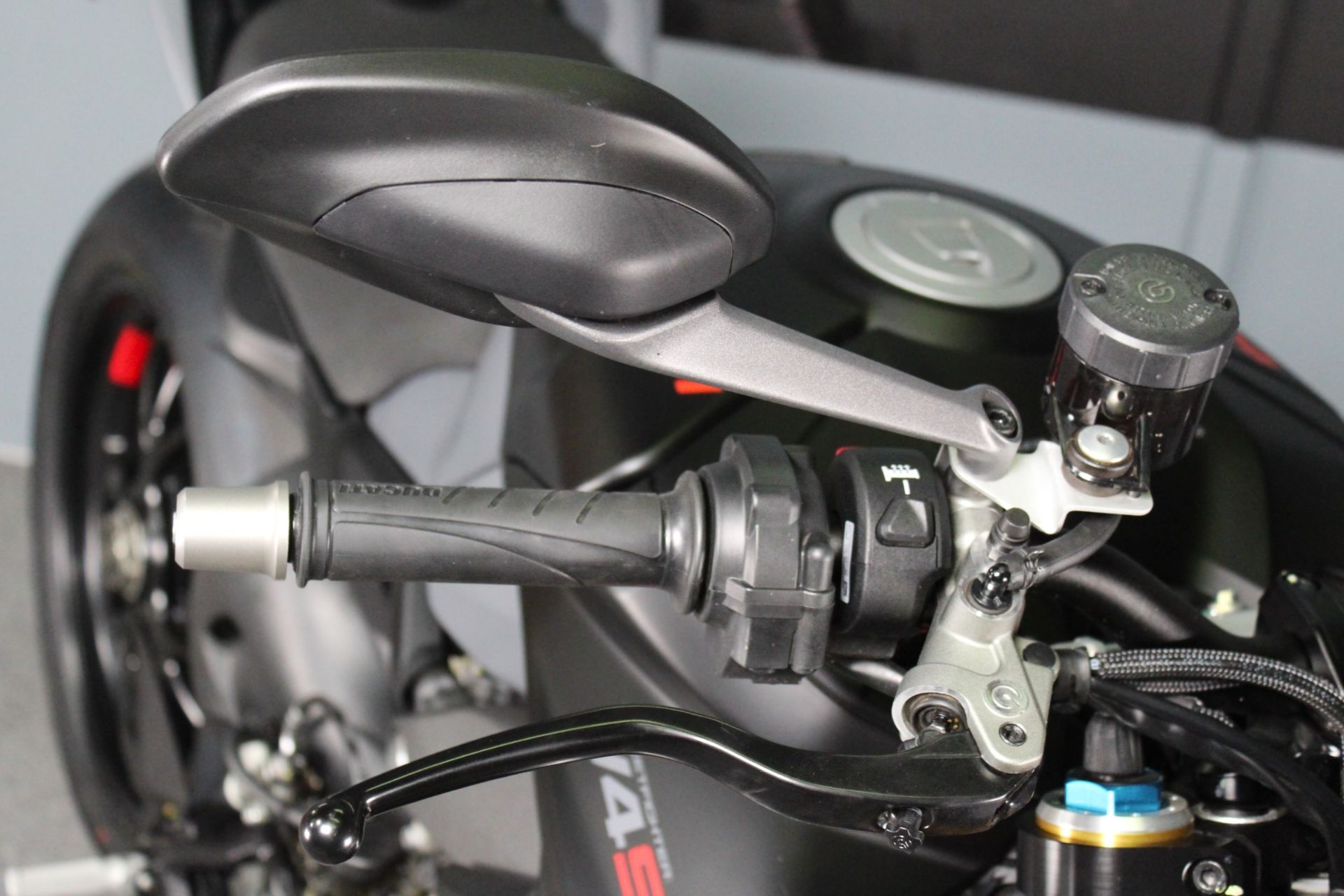2024 Ducati Streetfighter V4 S in Portland, Oregon - Photo 11