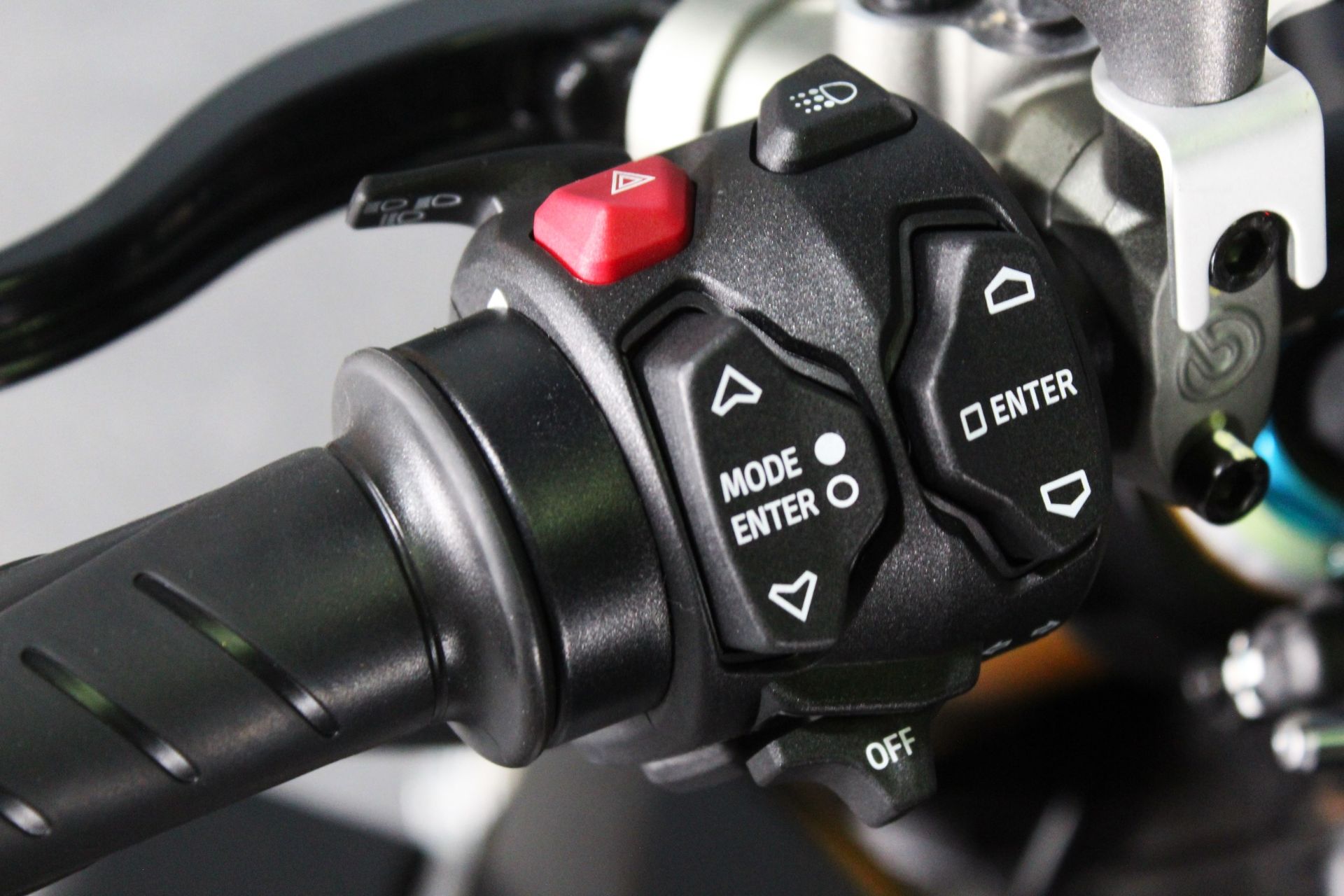 2024 Ducati Streetfighter V4 S in Portland, Oregon - Photo 10