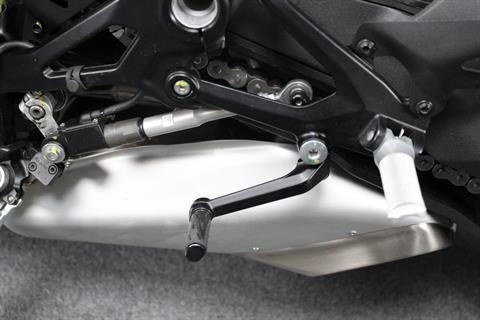 2024 Ducati Streetfighter V4 S in Portland, Oregon - Photo 17