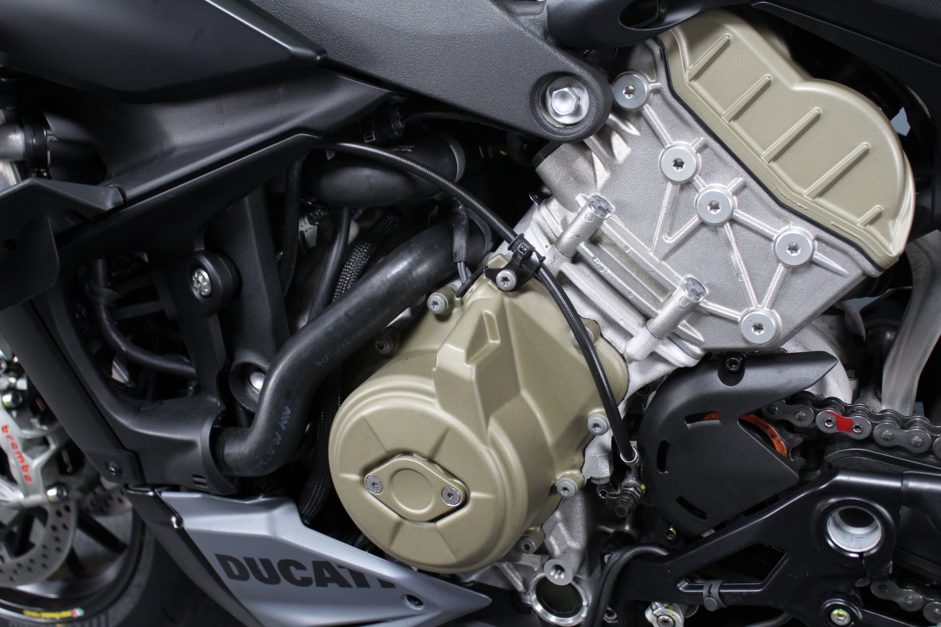 2024 Ducati Streetfighter V4 S in Portland, Oregon - Photo 15