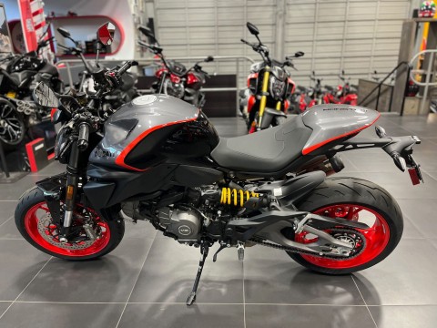 2026 Ducati Monster + in Portland, Oregon - Photo 11