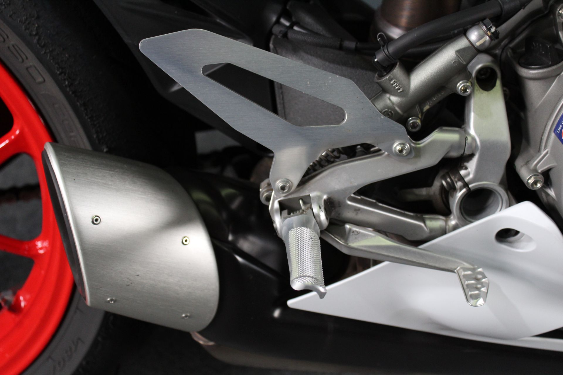 2023 Ducati Panigale V2 in Portland, Oregon - Photo 13