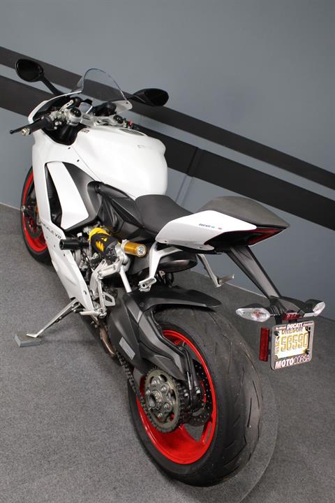 2023 Ducati Panigale V2 in Portland, Oregon - Photo 3