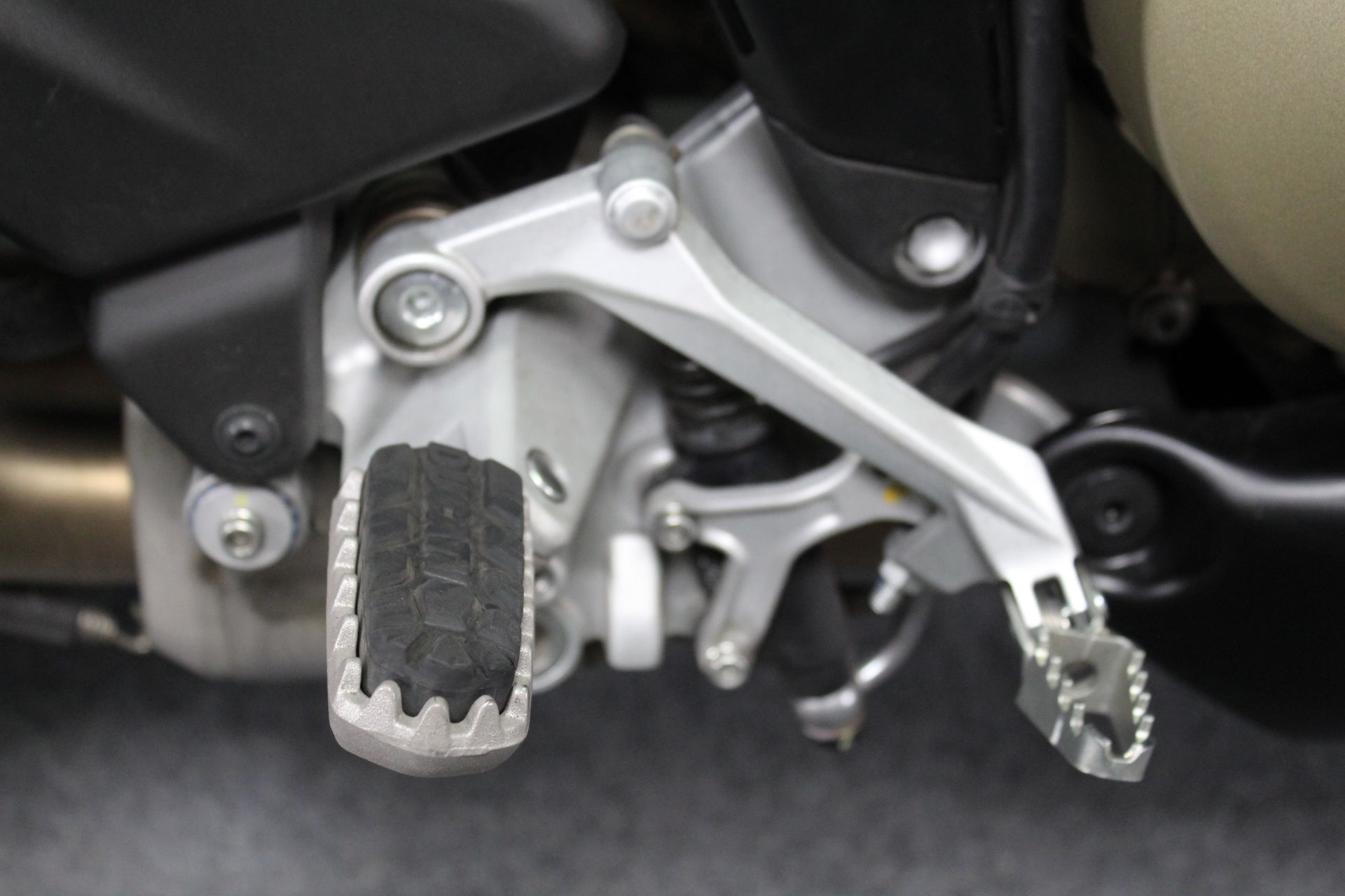 2022 Ducati Multistrada V4 Pikes Peak in Portland, Oregon - Photo 16