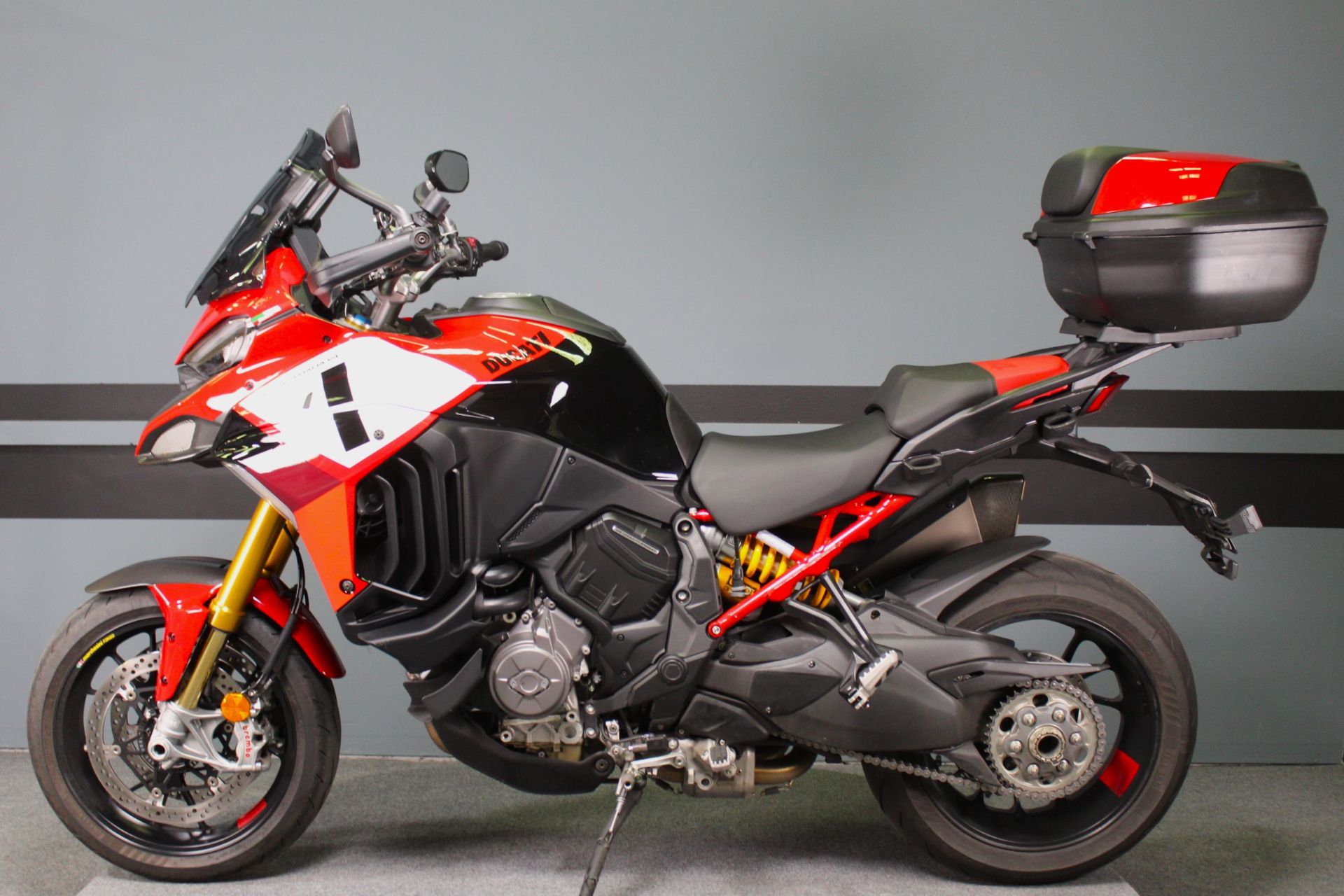 2022 Ducati Multistrada V4 Pikes Peak in Portland, Oregon - Photo 5