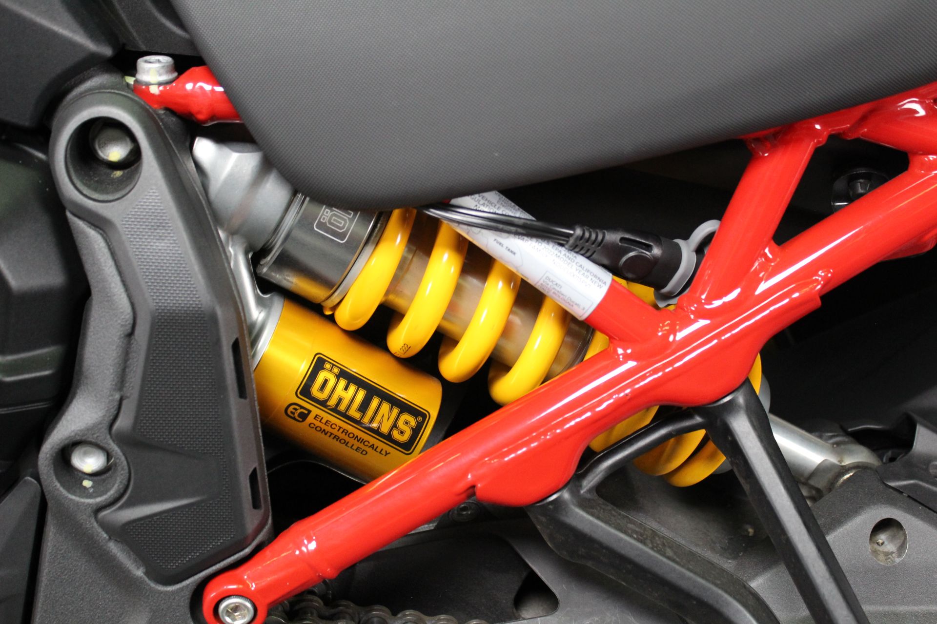2022 Ducati Multistrada V4 Pikes Peak in Portland, Oregon - Photo 20