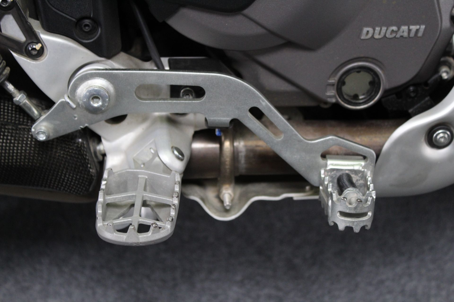 2024 Ducati DesertX in Portland, Oregon - Photo 14