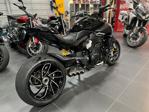 2024 Ducati Diavel V4 in Portland, Oregon - Photo 3