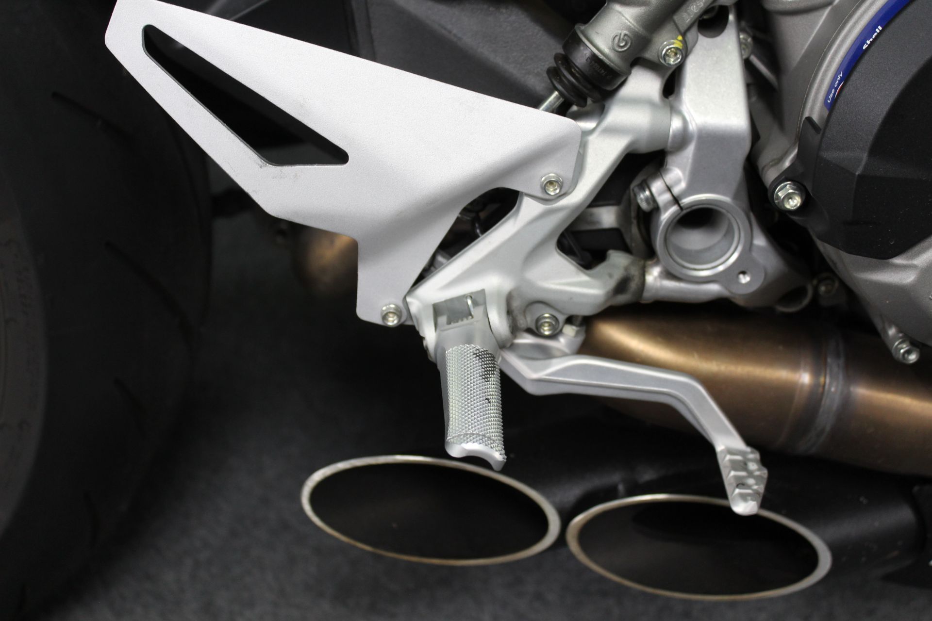 2023 Ducati Streetfighter V2 in Portland, Oregon - Photo 13