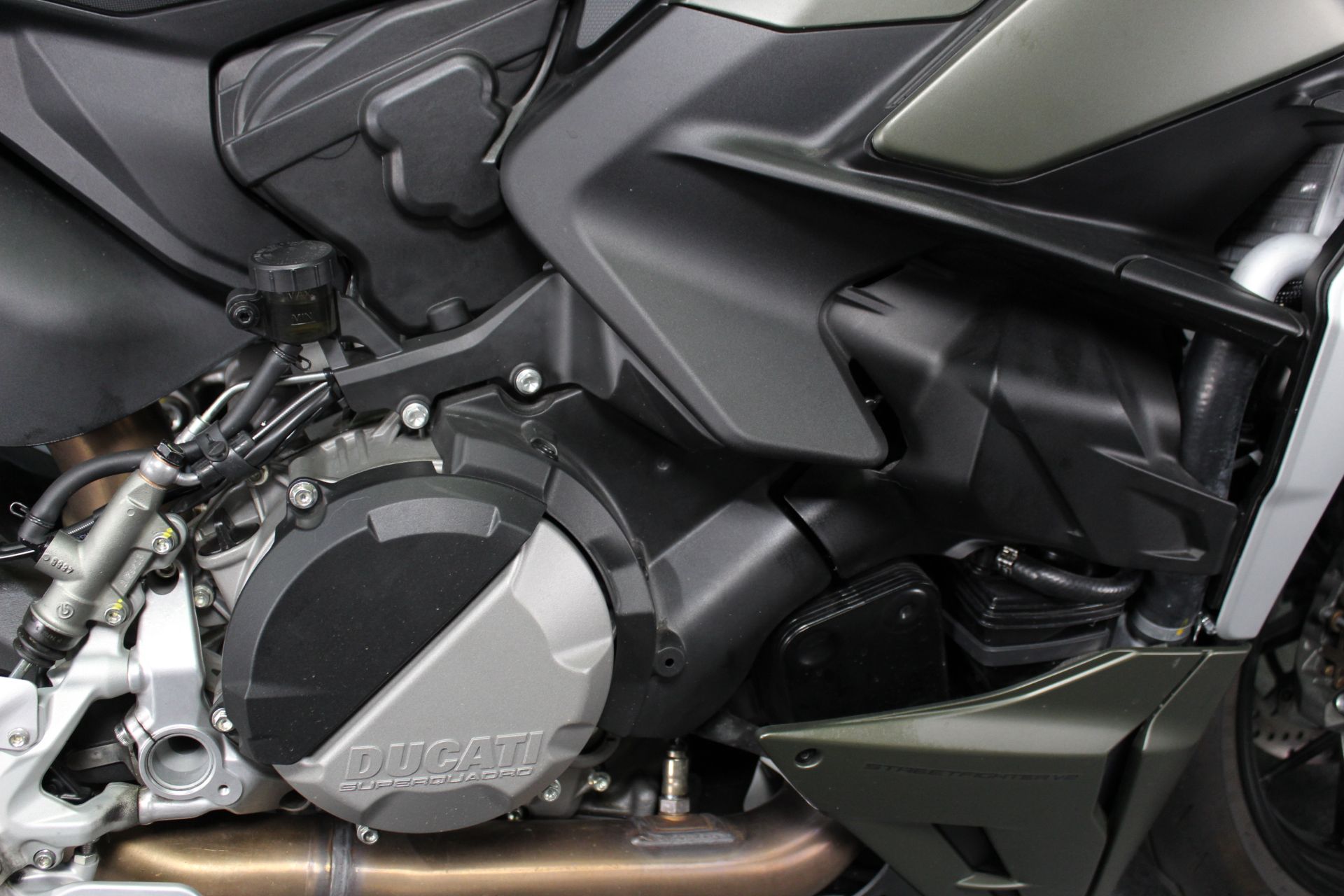 2023 Ducati Streetfighter V2 in Portland, Oregon - Photo 11