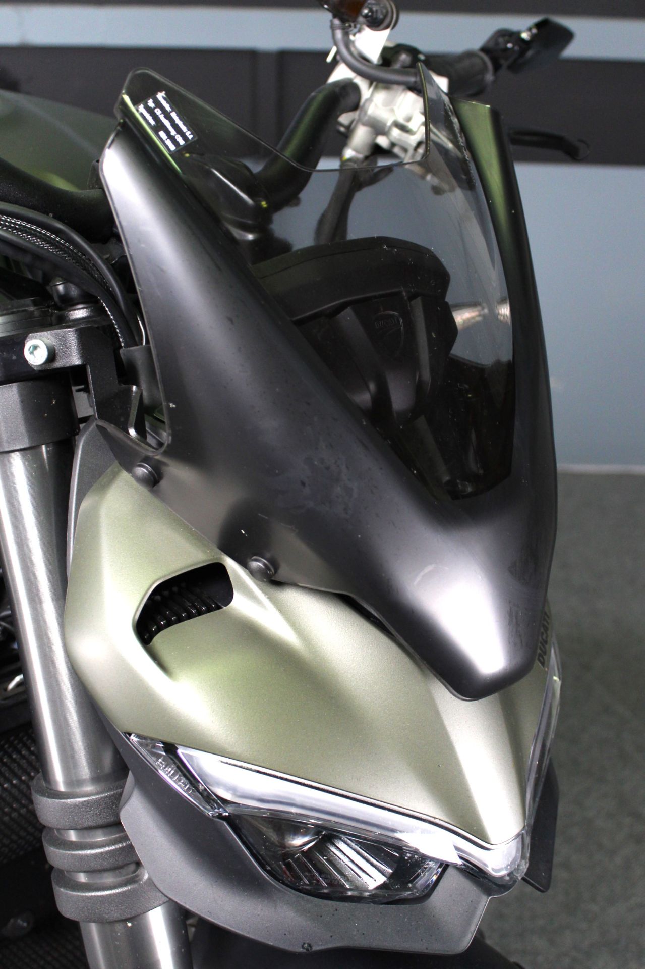 2023 Ducati Streetfighter V2 in Portland, Oregon - Photo 5