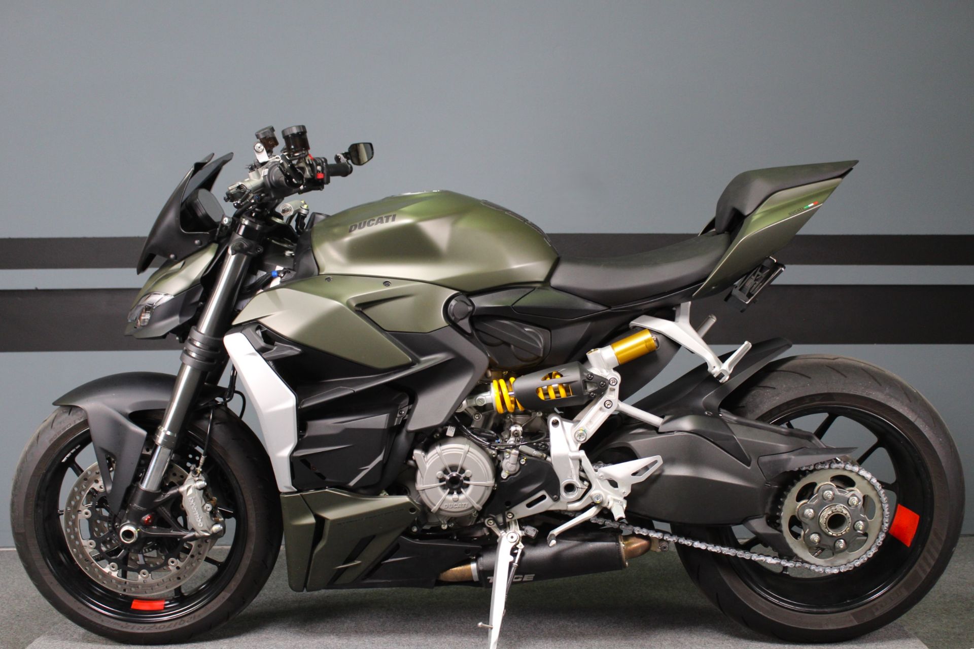 2023 Ducati Streetfighter V2 in Portland, Oregon - Photo 4