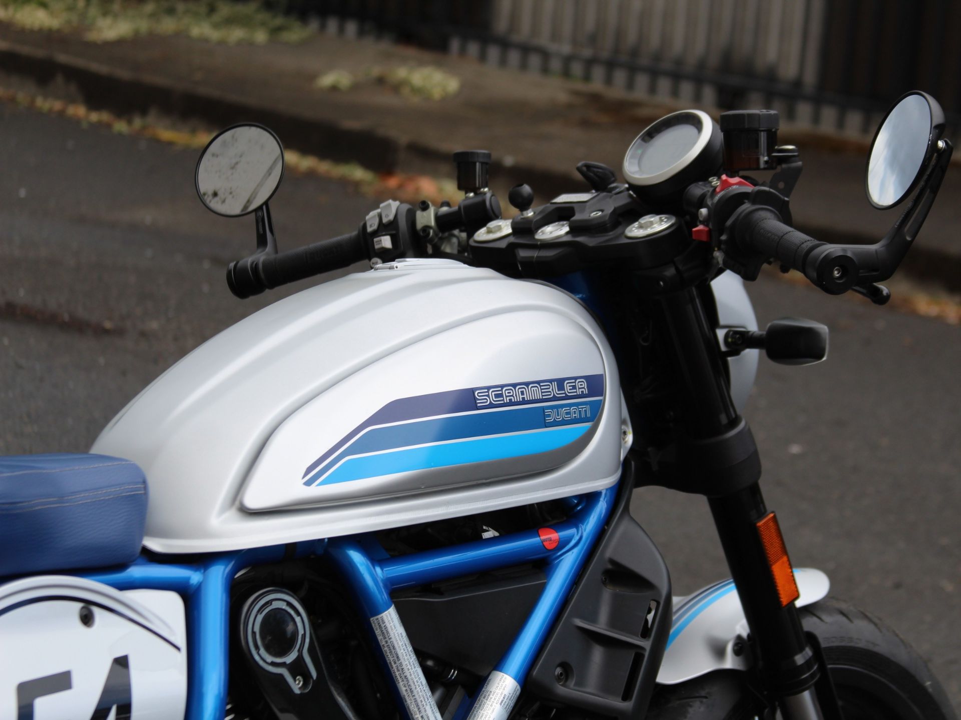2019 Ducati Scrambler Cafe Racer in Portland, Oregon - Photo 9