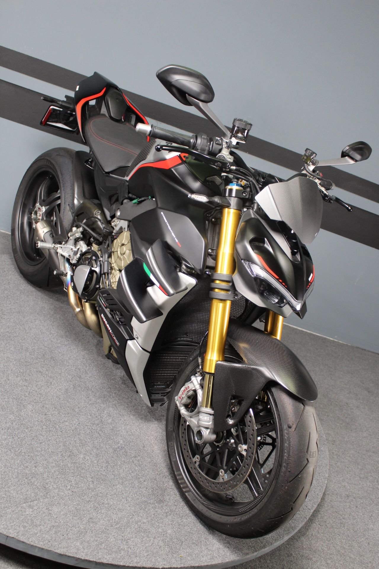 2022 Ducati Streetfighter V4 SP in Portland, Oregon - Photo 2