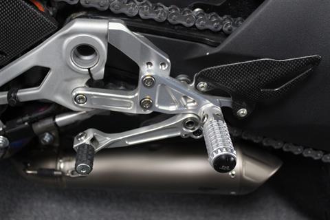 2022 Ducati Streetfighter V4 SP in Portland, Oregon - Photo 16