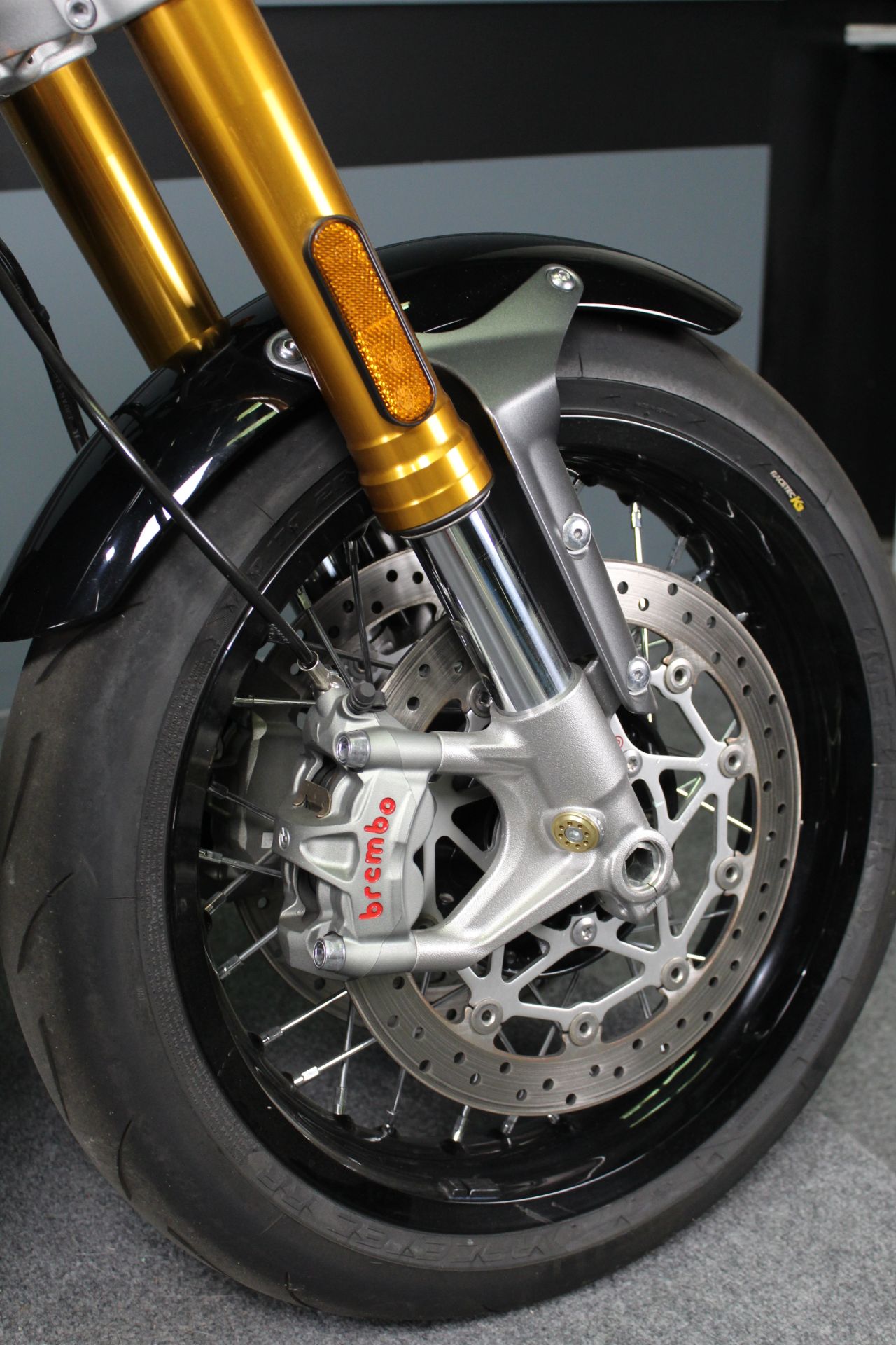 2024 Triumph Thruxton RS in Portland, Oregon - Photo 8