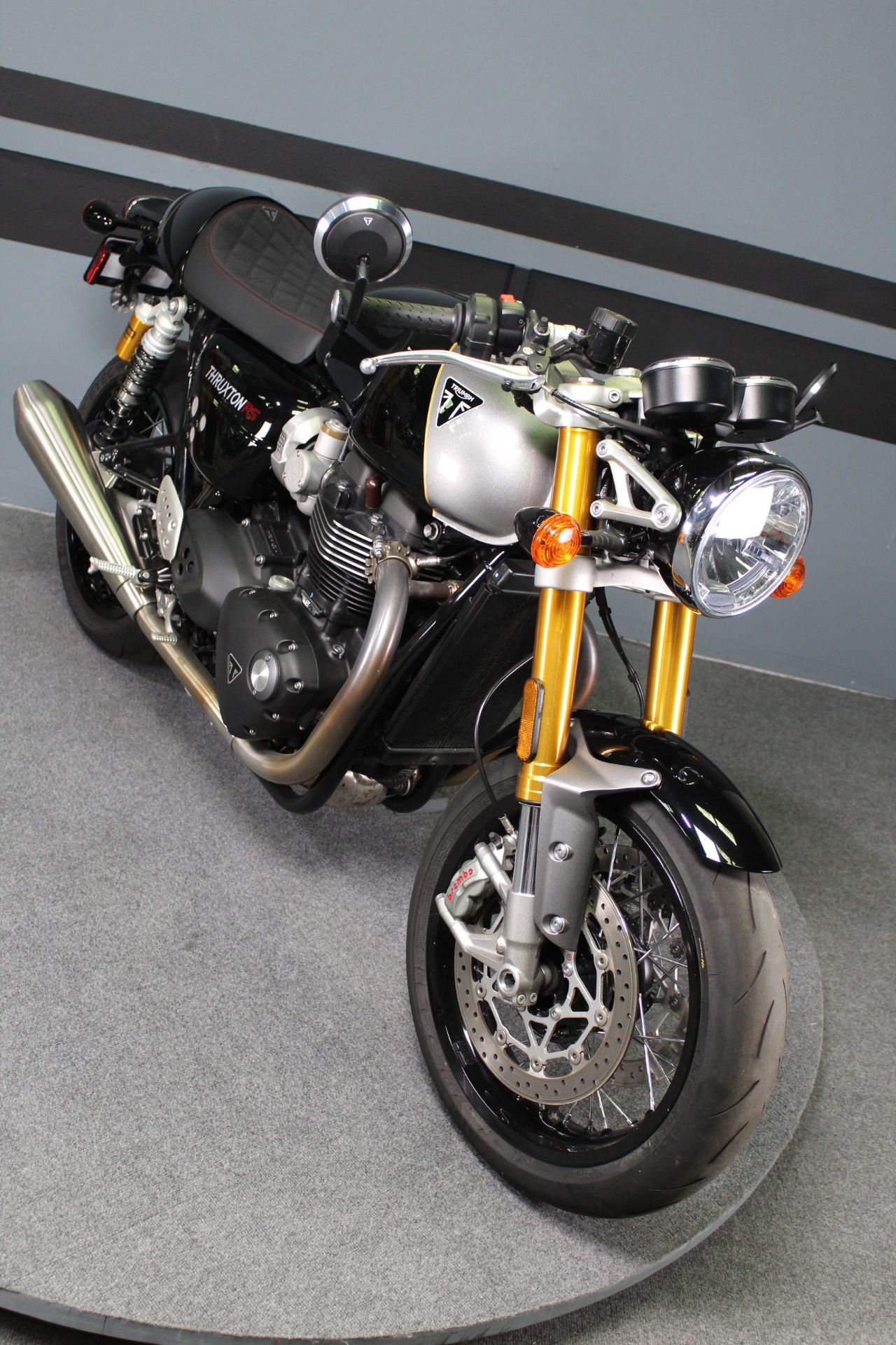 2024 Triumph Thruxton RS in Portland, Oregon - Photo 2
