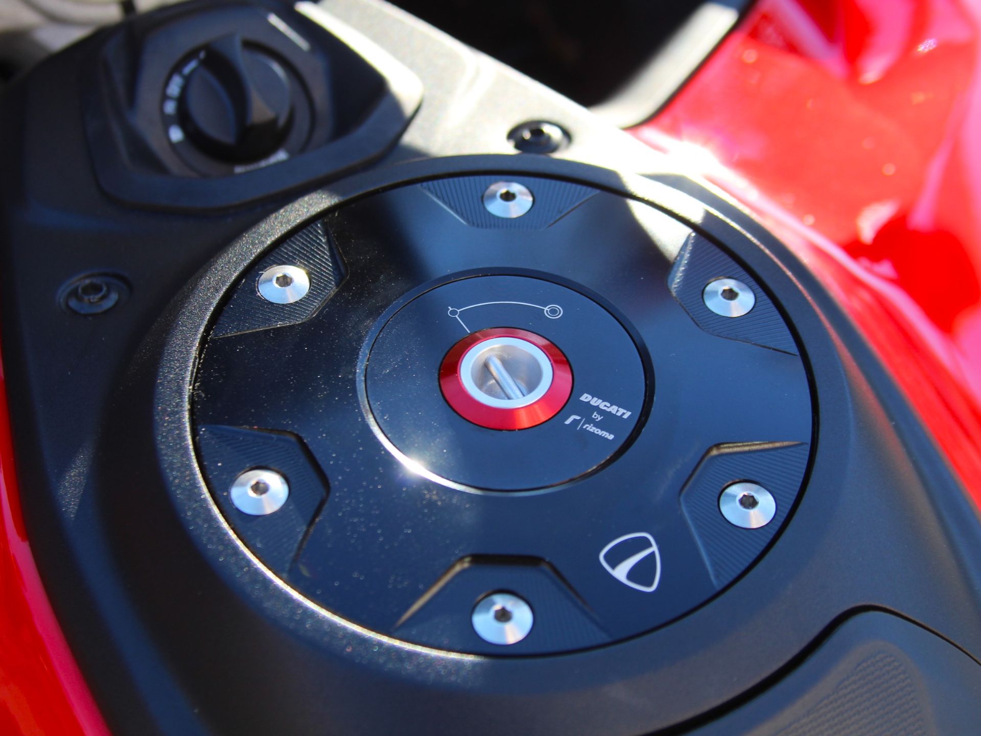 2023 Ducati Multistrada V4 Pikes Peak in Portland, Oregon - Photo 7