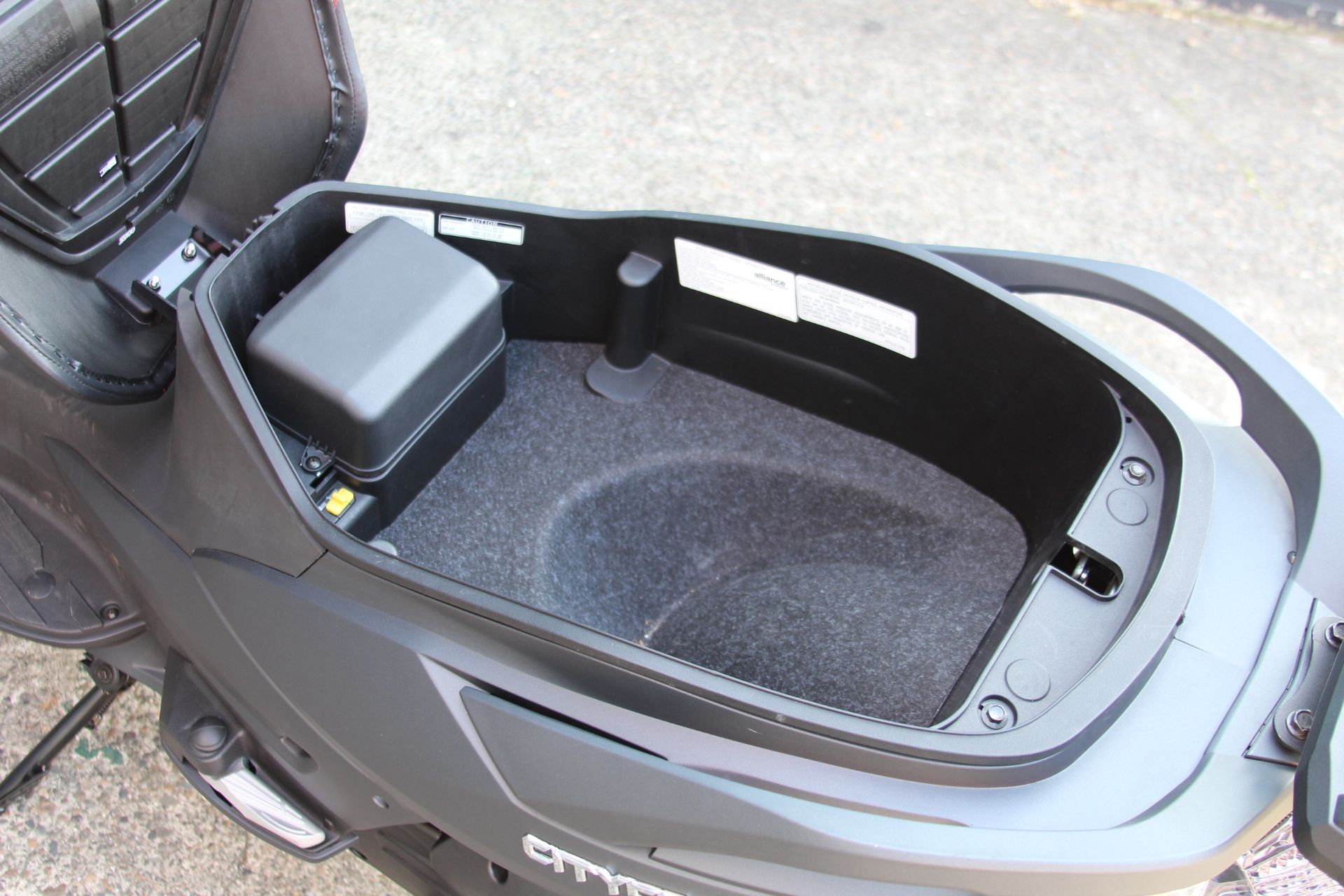 2024 SYM Citycom S 300i in Portland, Oregon - Photo 13