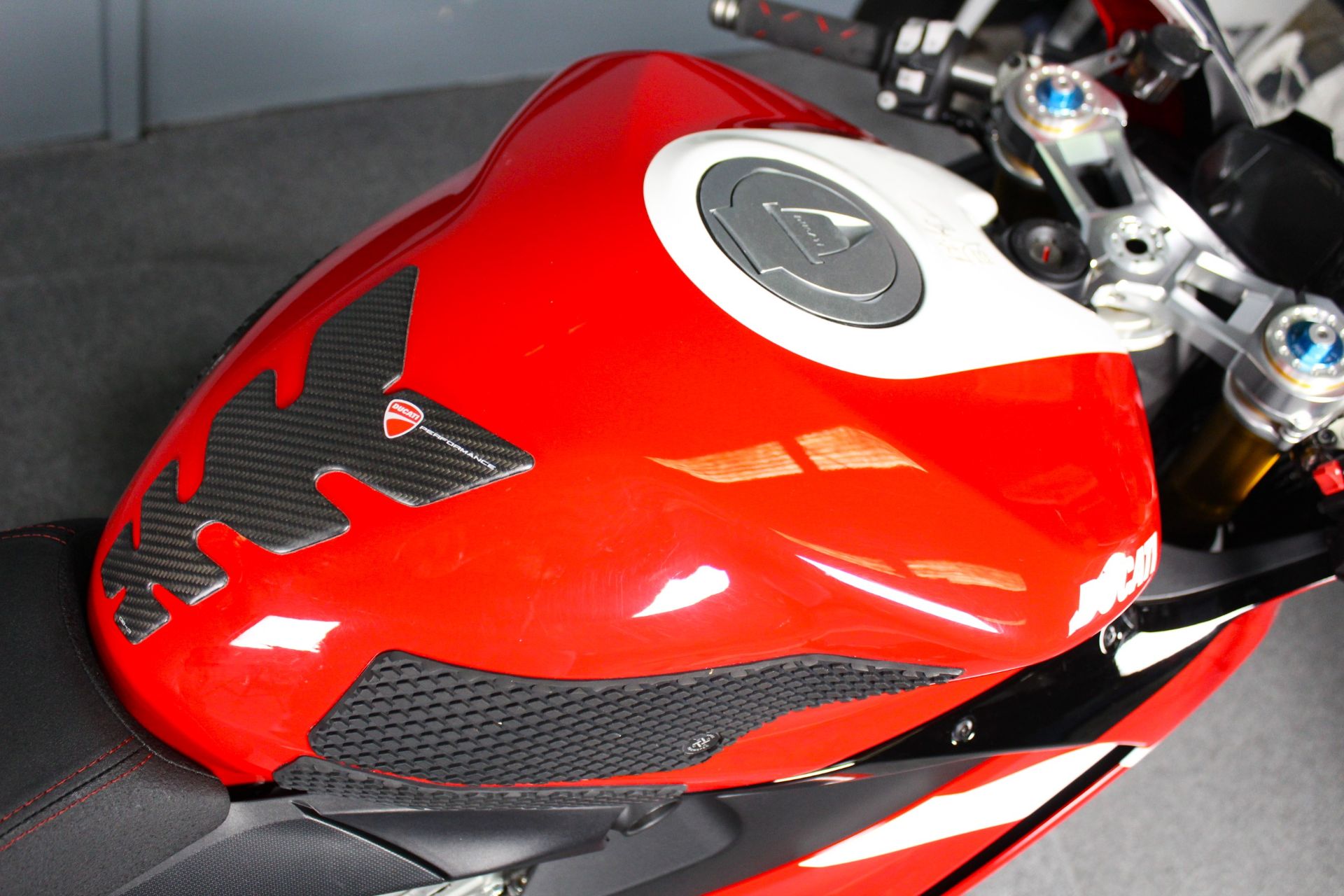 2023 Ducati Panigale V2 Bayliss 1st Championship 20th Anniversary in Portland, Oregon - Photo 13
