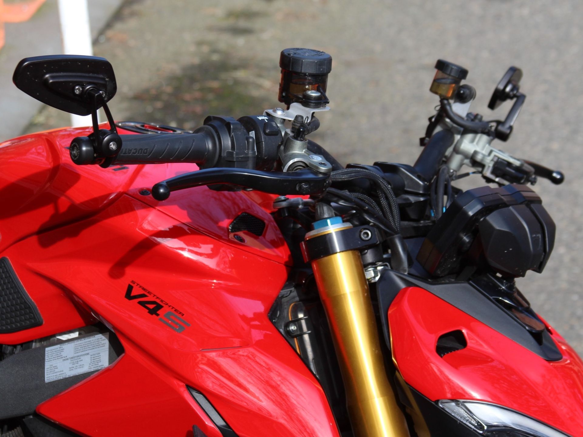 2023 Ducati Streetfighter V4 S in Portland, Oregon - Photo 7