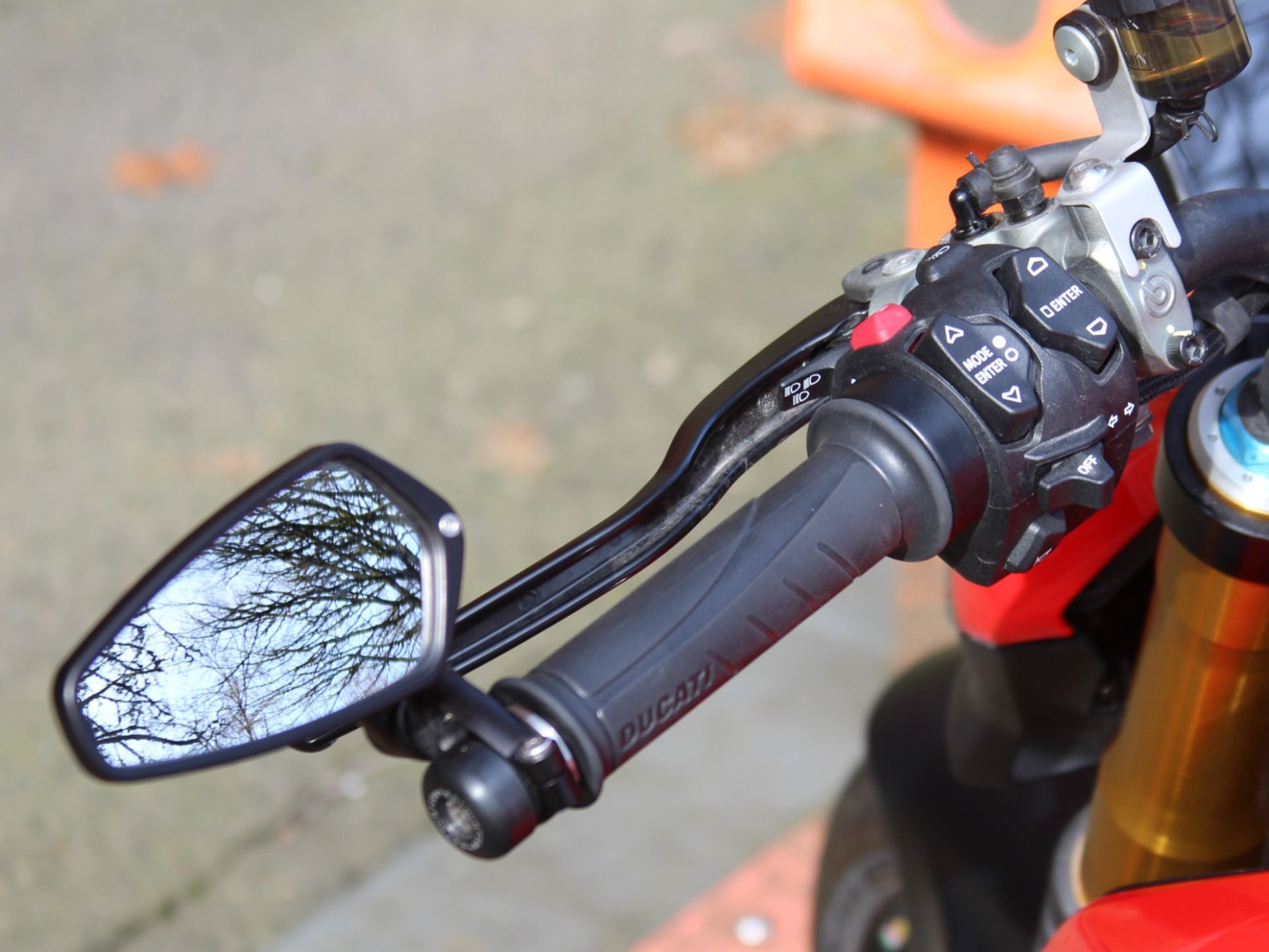 2023 Ducati Streetfighter V4 S in Portland, Oregon - Photo 8