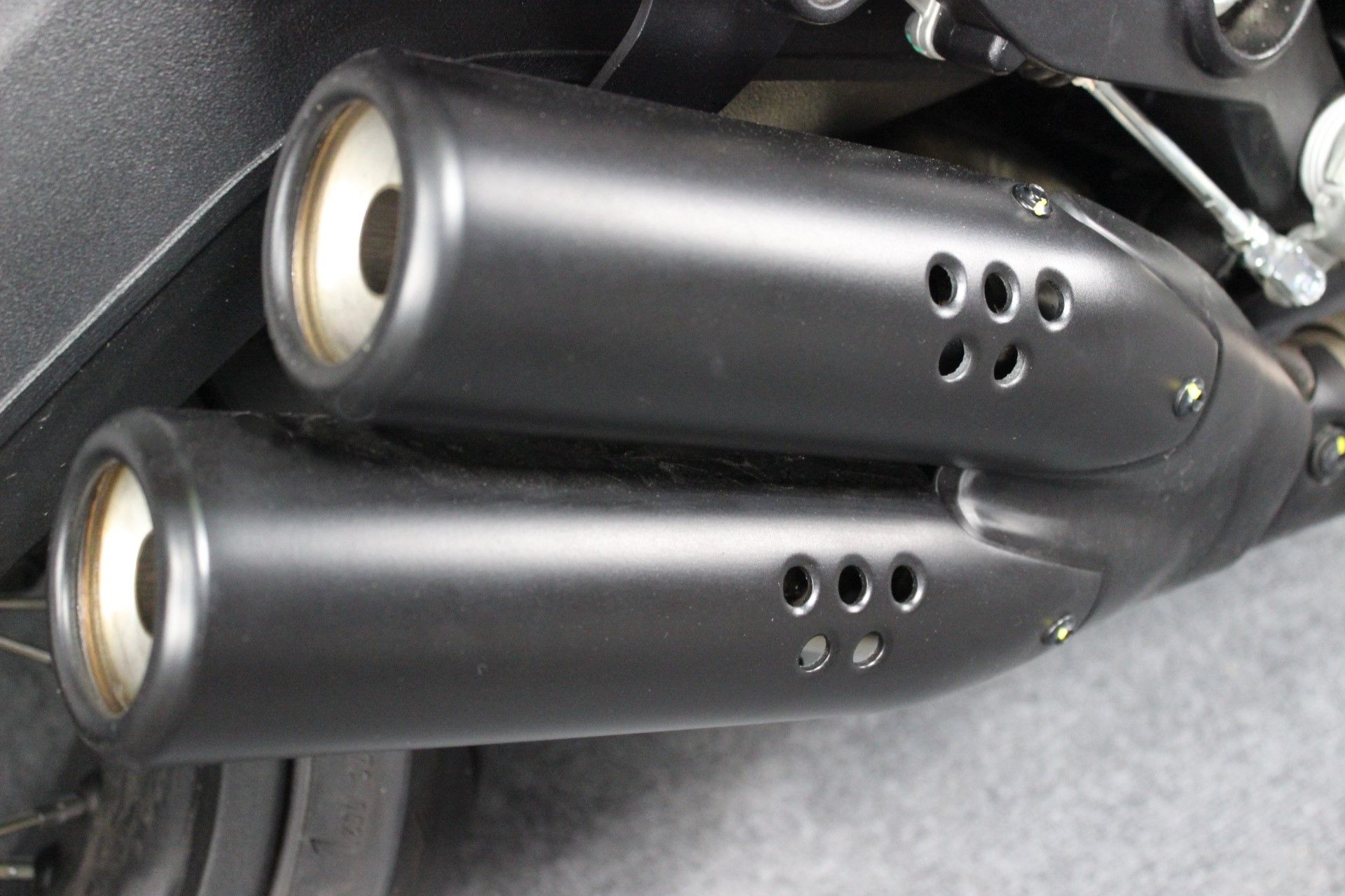 2022 Ducati Scrambler Urban Motard in Portland, Oregon - Photo 14