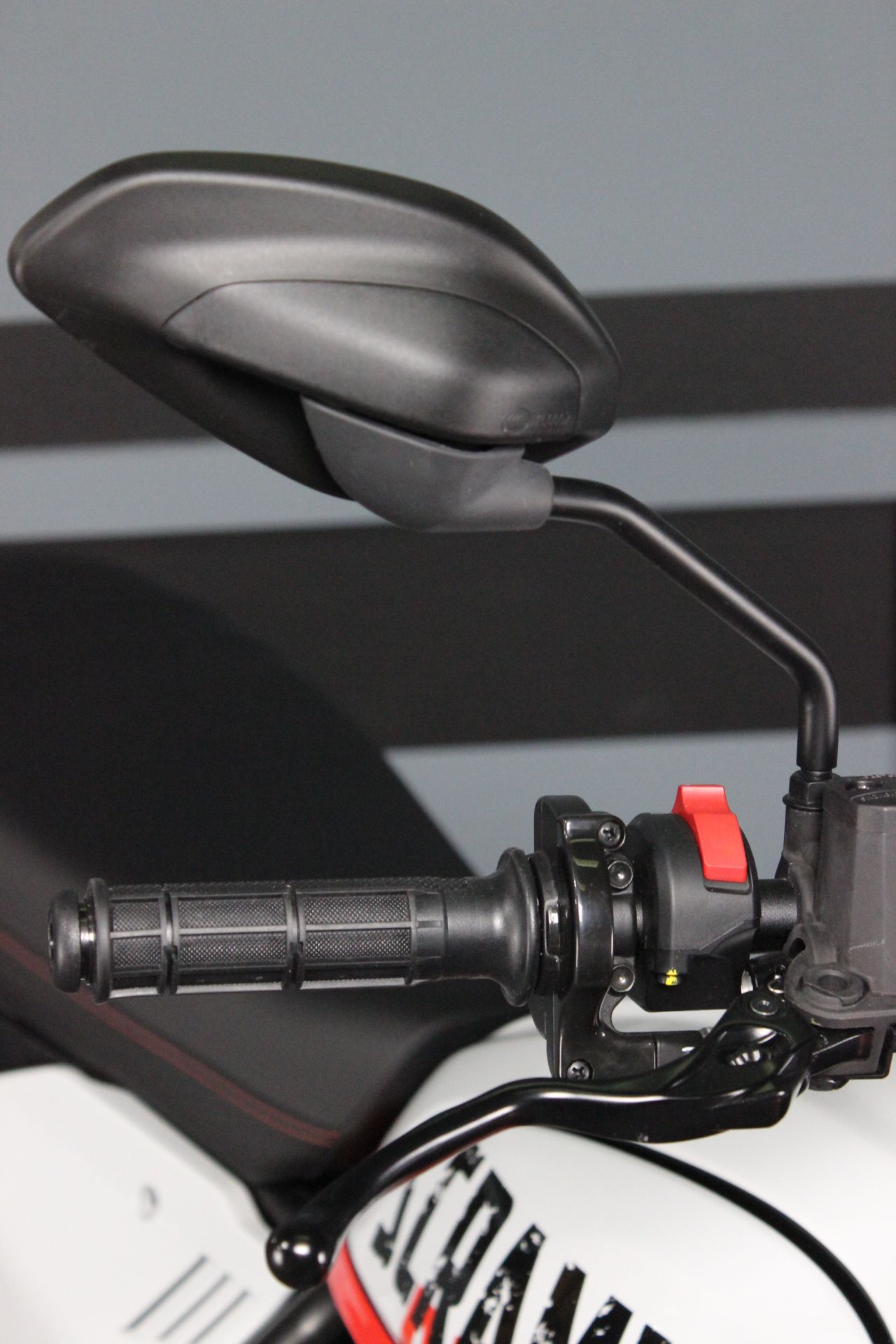 2022 Ducati Scrambler Urban Motard in Portland, Oregon - Photo 8