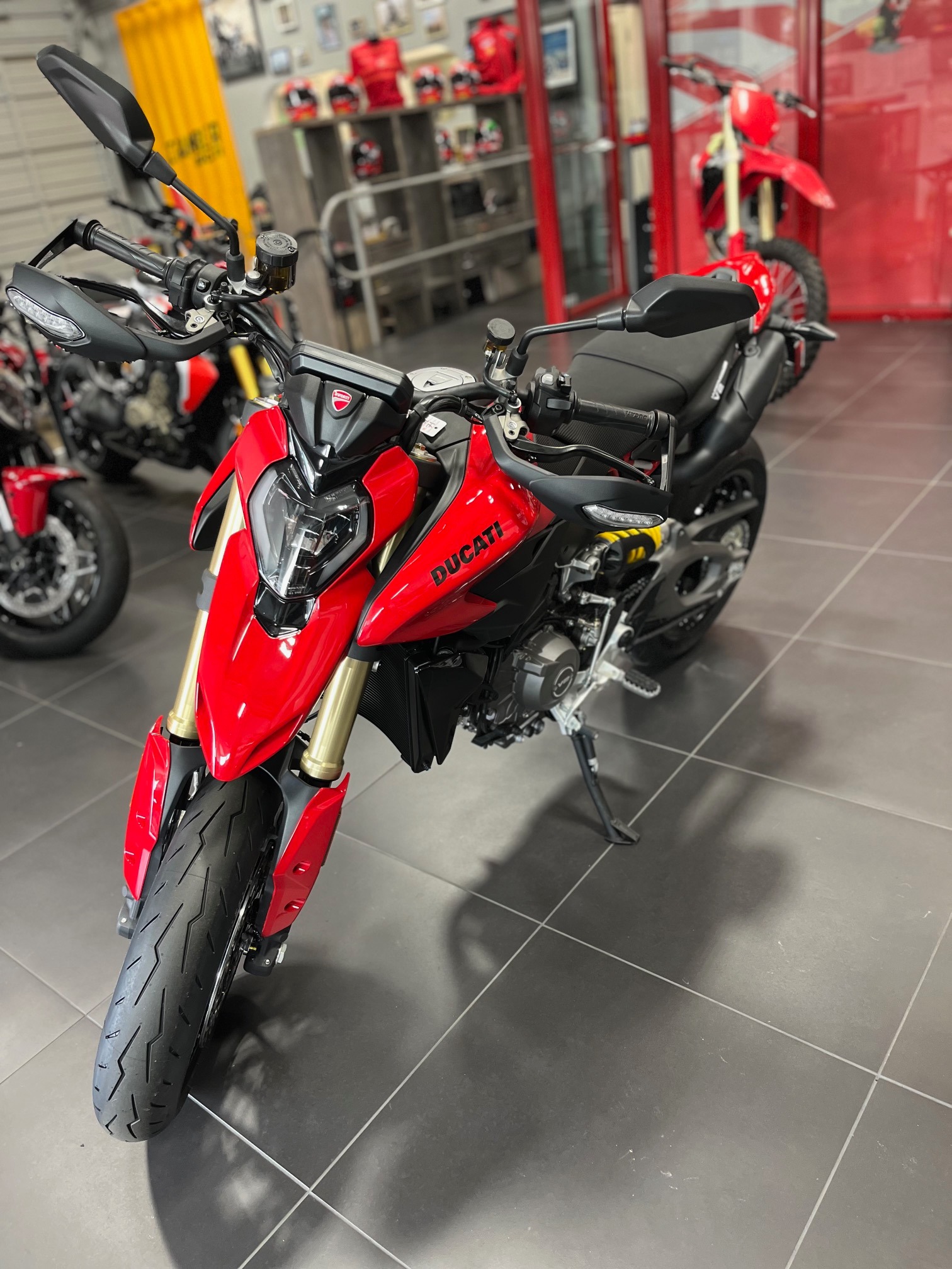 2026 Ducati Hypermotard V2 in Portland, Oregon - Photo 9