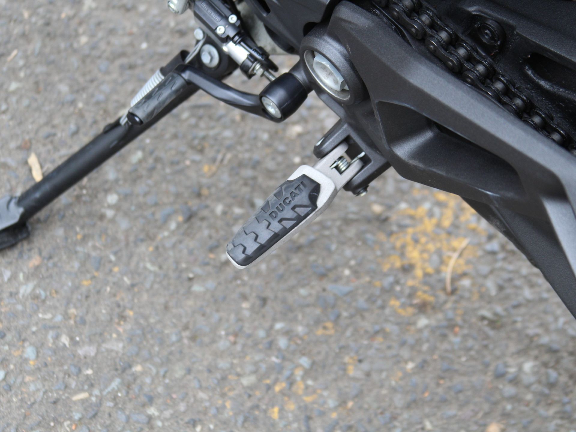 2022 Ducati Monster + in Portland, Oregon - Photo 11