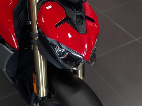 2024 Ducati Streetfighter V2 in Portland, Oregon - Photo 2