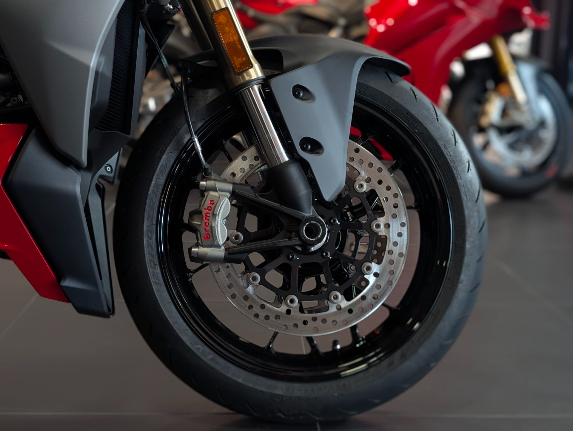 2024 Ducati Streetfighter V2 in Portland, Oregon - Photo 4
