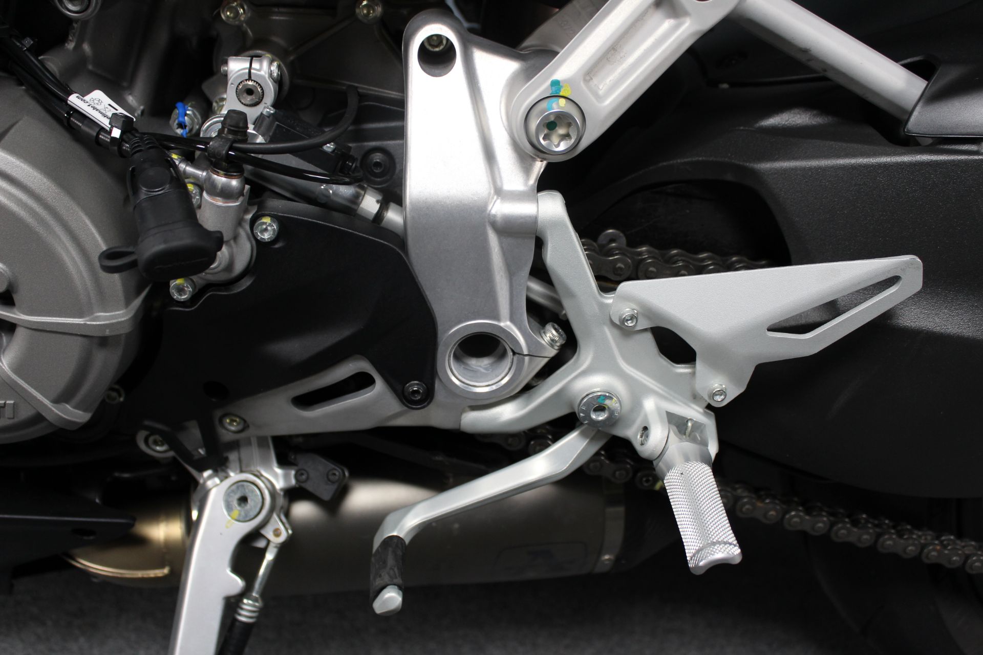 2024 Ducati Streetfighter V2 in Portland, Oregon - Photo 16