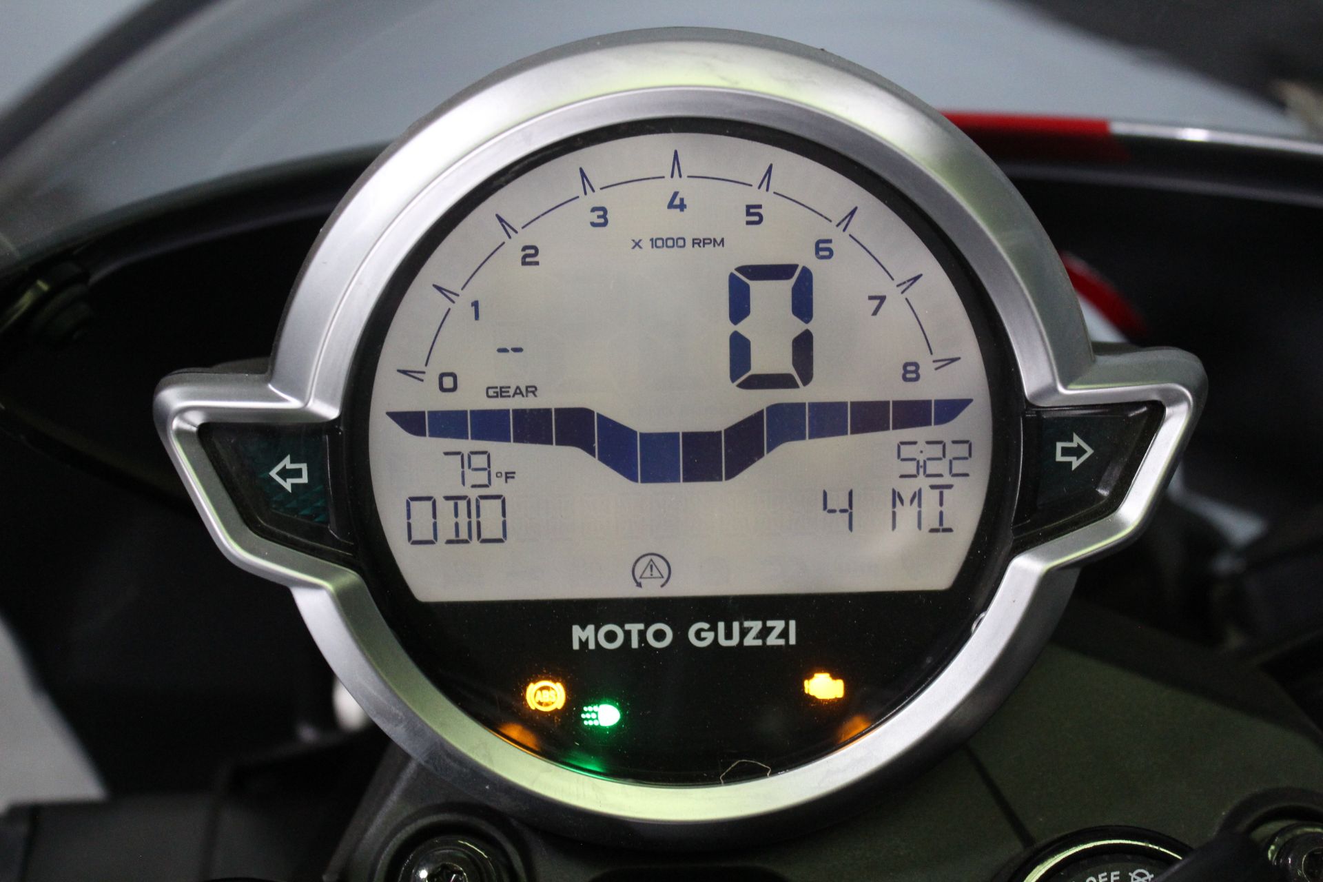 2024 Moto Guzzi V7 Stone Corsa in Portland, Oregon - Photo 20