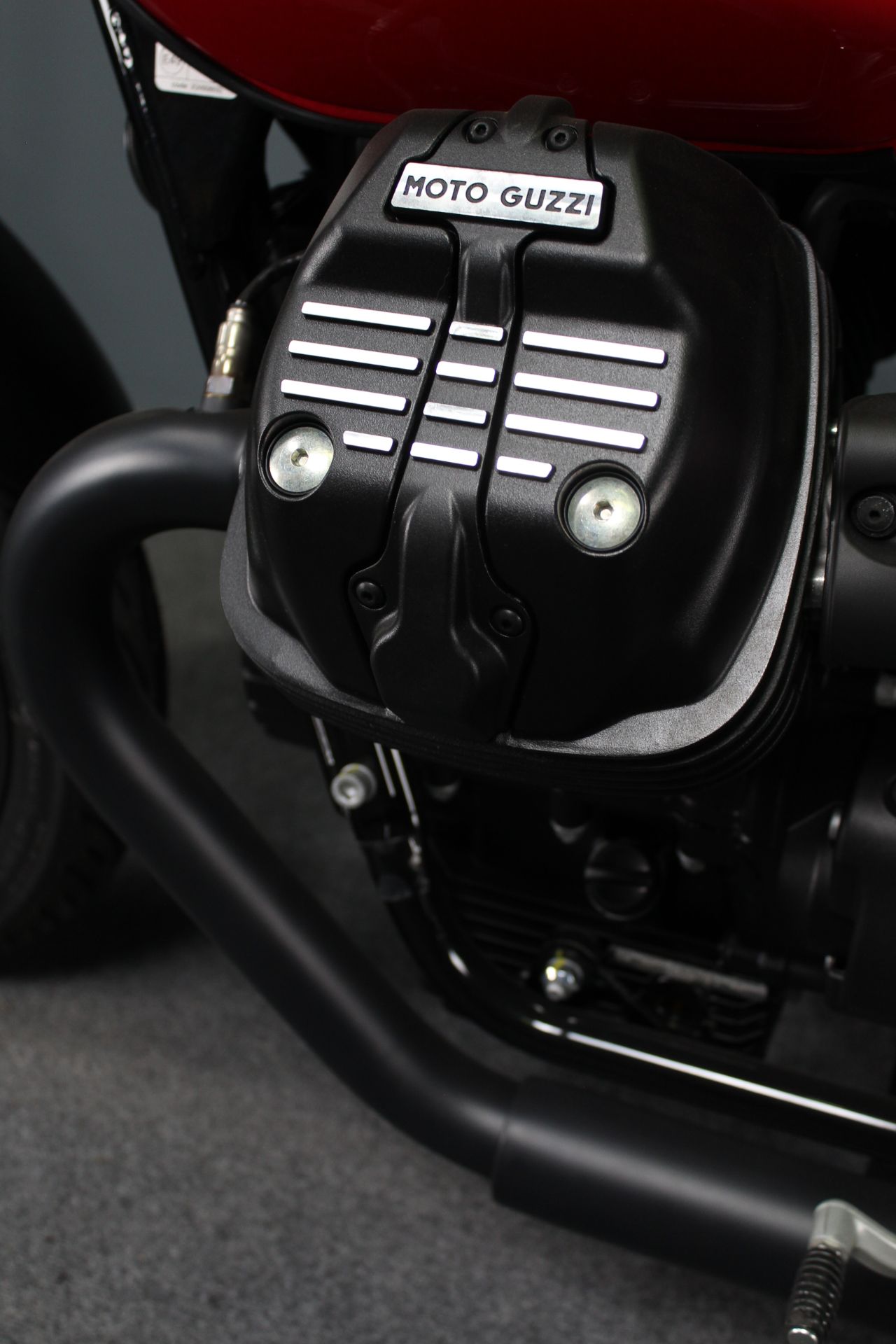 2024 Moto Guzzi V7 Stone Corsa in Portland, Oregon - Photo 13