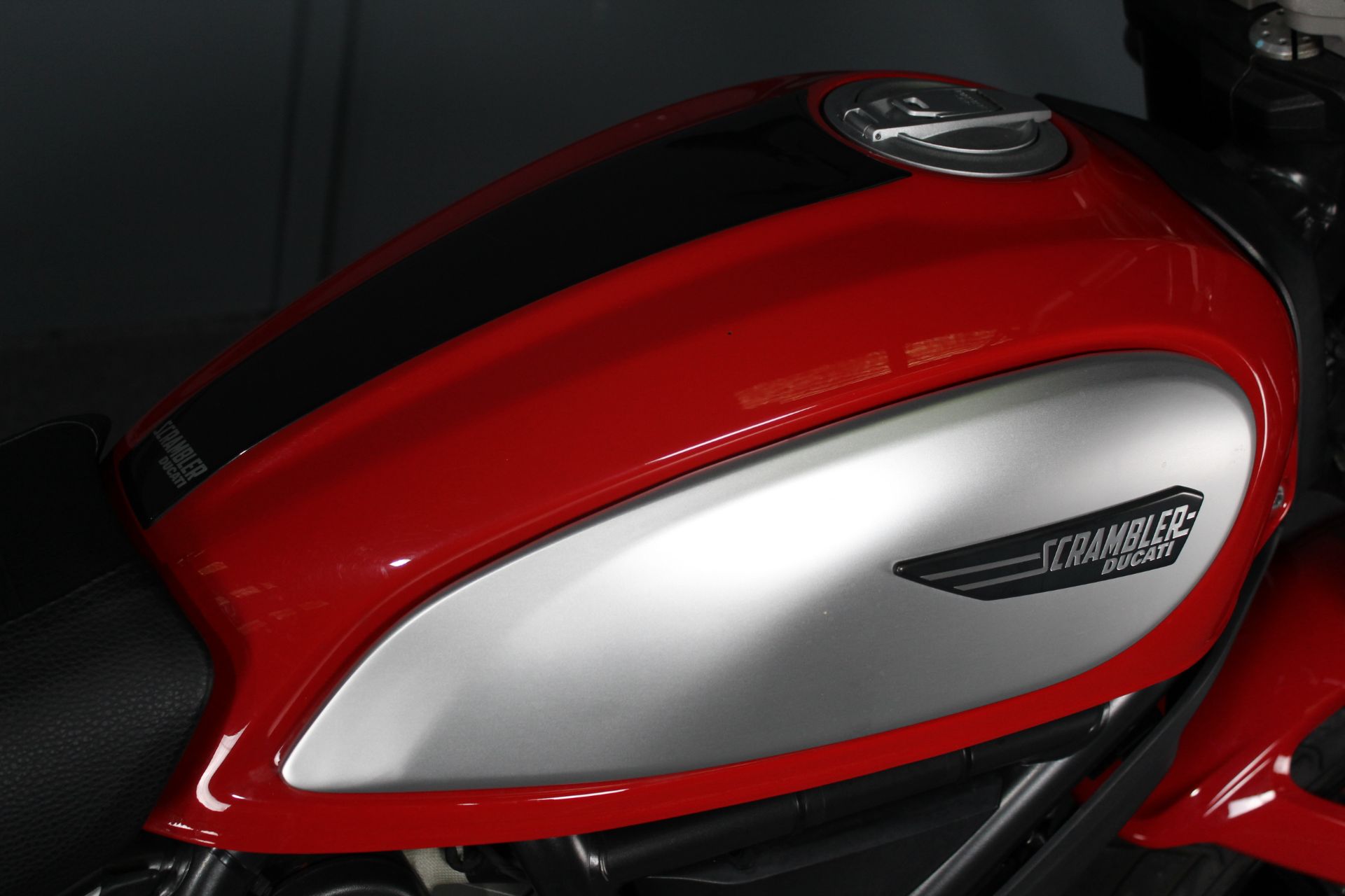 2016 Ducati Scrambler Icon in Portland, Oregon - Photo 5