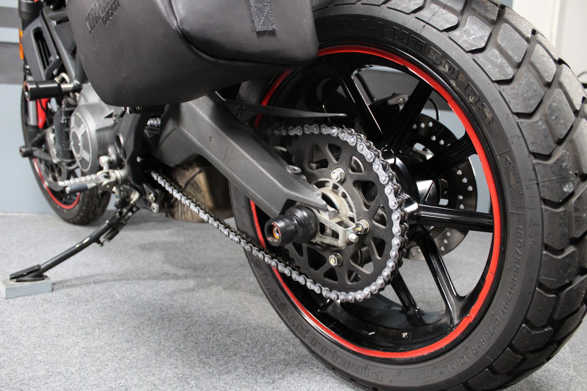 2016 Ducati Scrambler Icon in Portland, Oregon - Photo 19