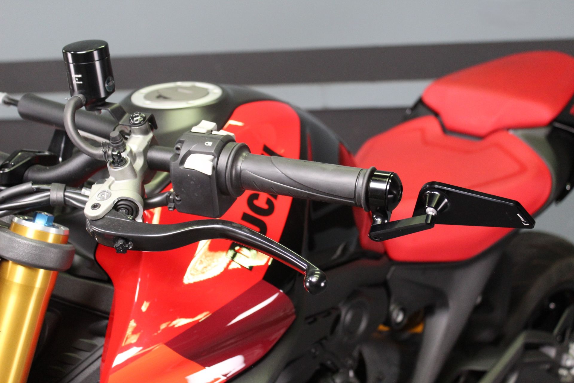 2023 Ducati Monster SP in Portland, Oregon - Photo 9