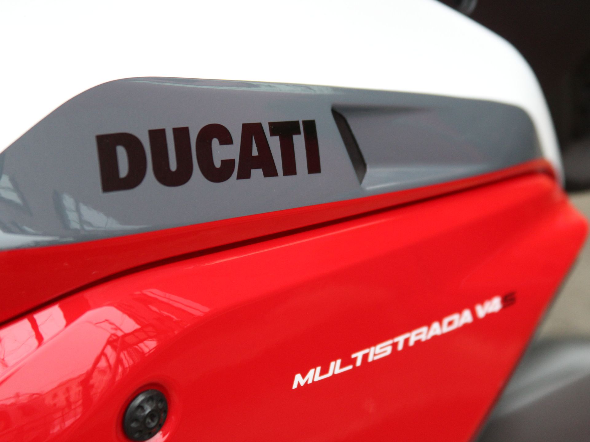 2022 Ducati Multistrada V4 S Sport Full Alloy Wheels in Portland, Oregon - Photo 3