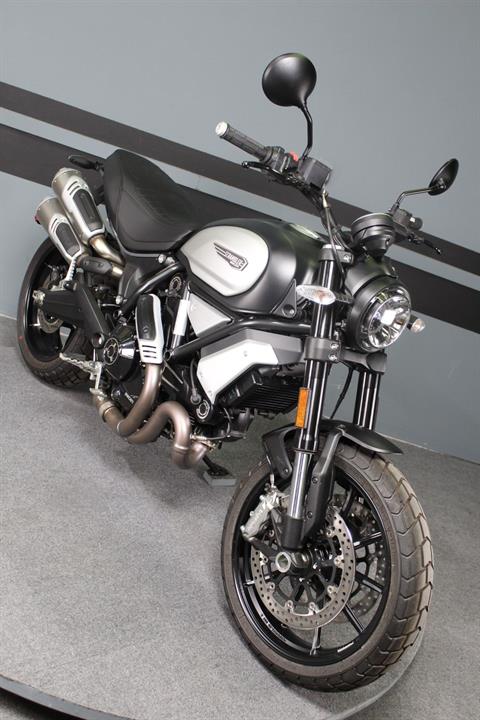 2023 Ducati Scrambler 1100 Dark PRO in Portland, Oregon - Photo 2