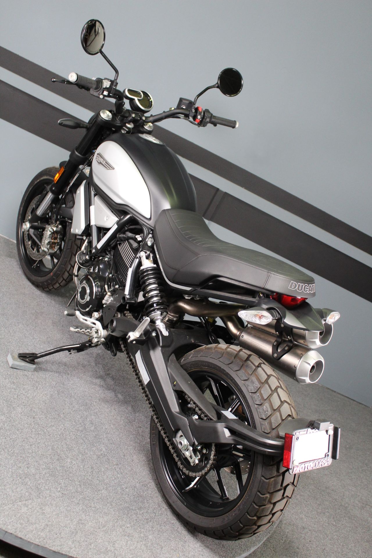 2023 Ducati Scrambler 1100 Dark PRO in Portland, Oregon - Photo 3