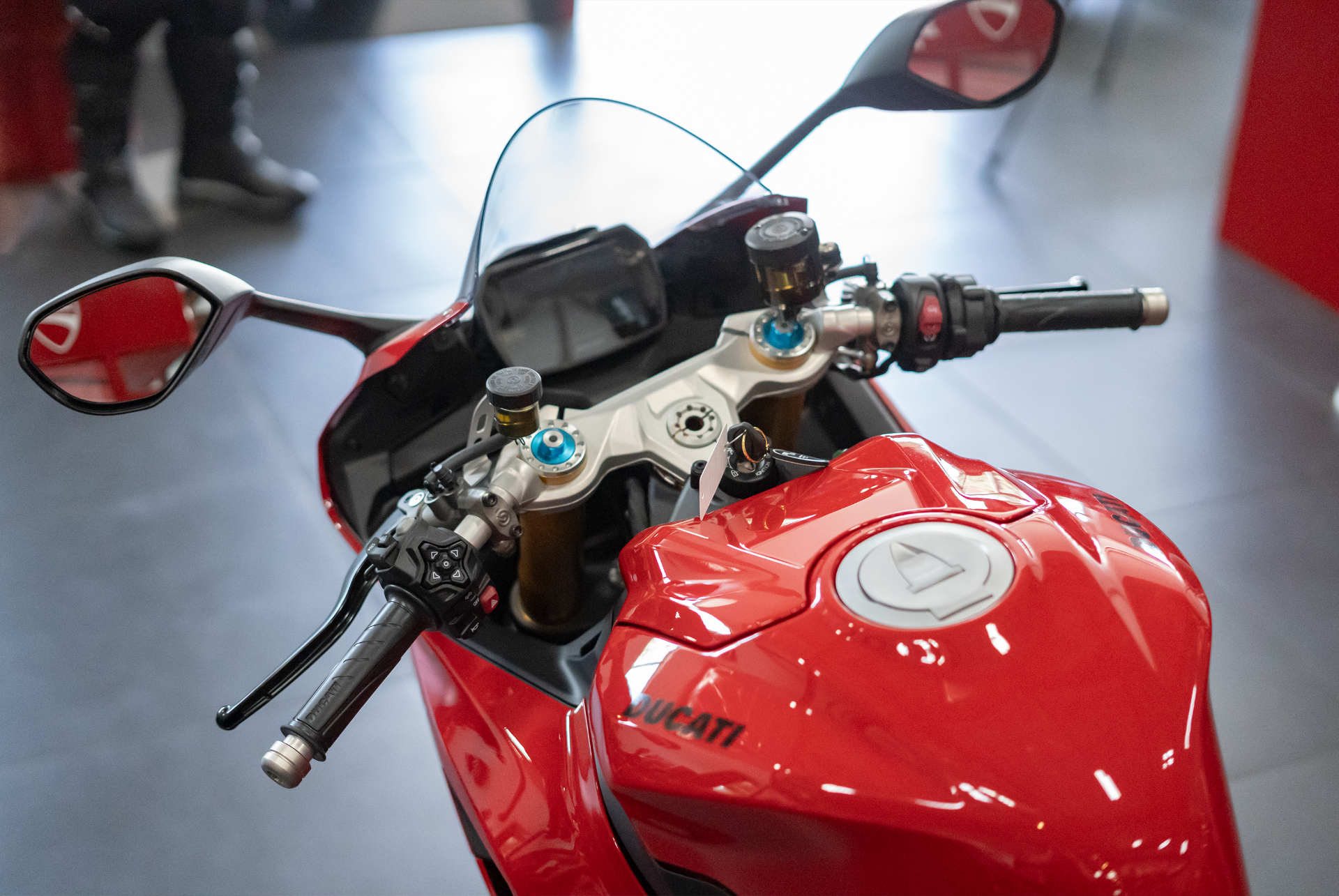 2026 Ducati Panigale V2 S in Portland, Oregon - Photo 3