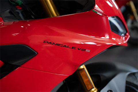2026 Ducati Panigale V2 S in Portland, Oregon - Photo 9