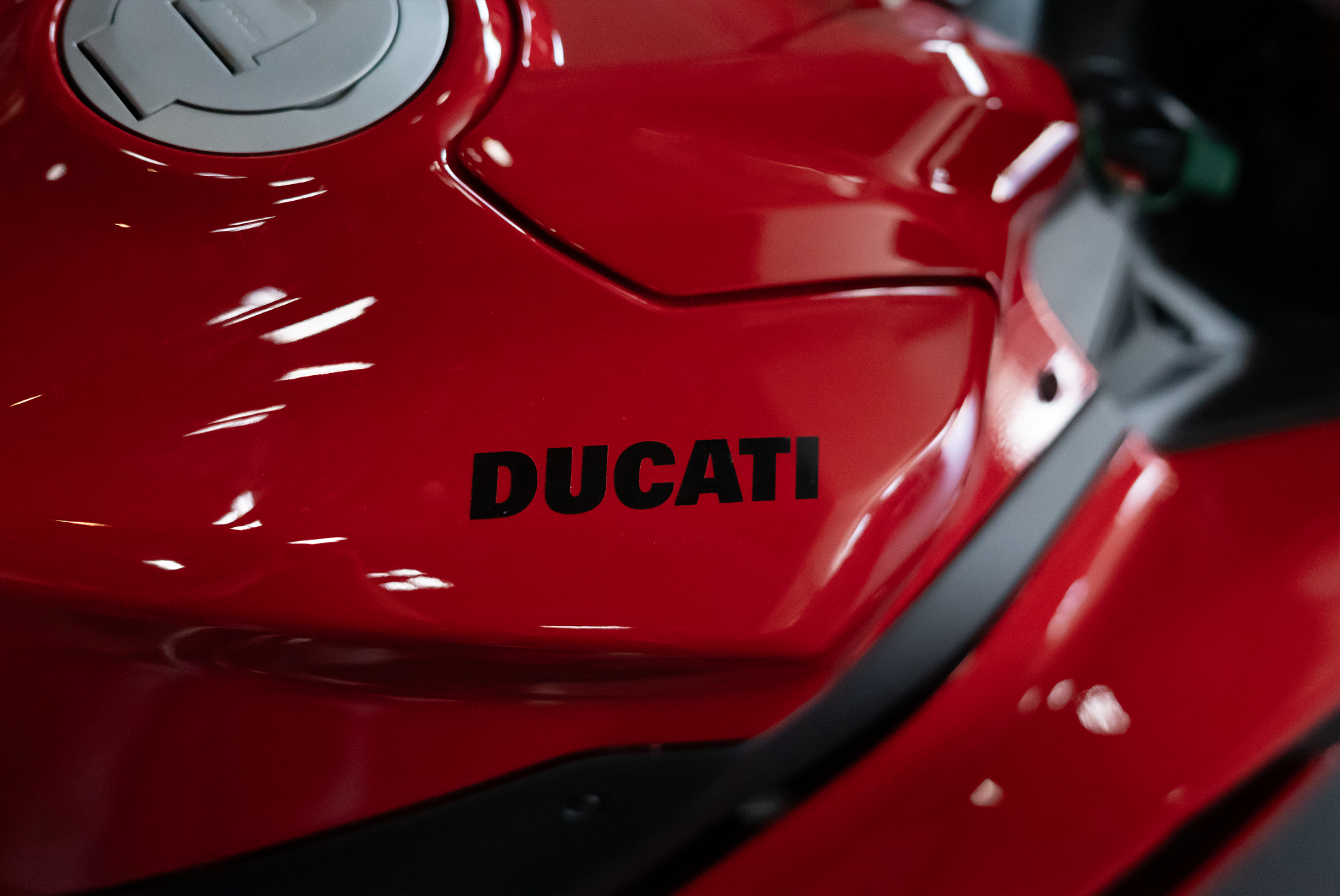 2026 Ducati Panigale V2 S in Portland, Oregon - Photo 10