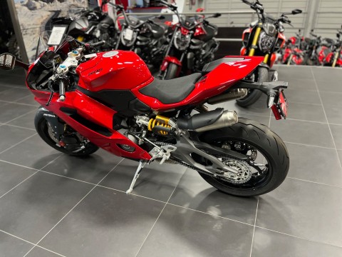 2026 Ducati Panigale V2 S in Portland, Oregon - Photo 9