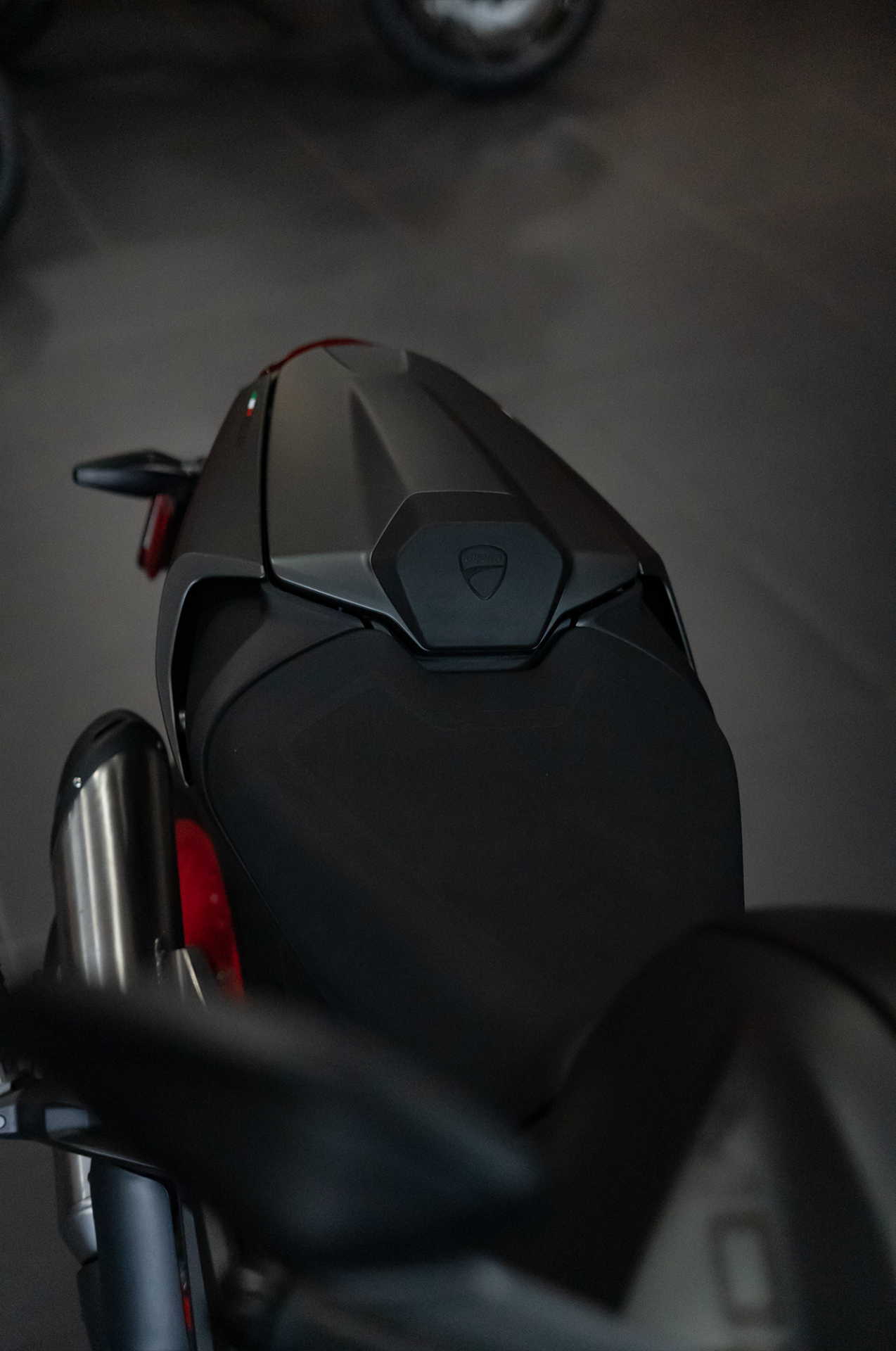 2025 Ducati Monster + in Portland, Oregon - Photo 9