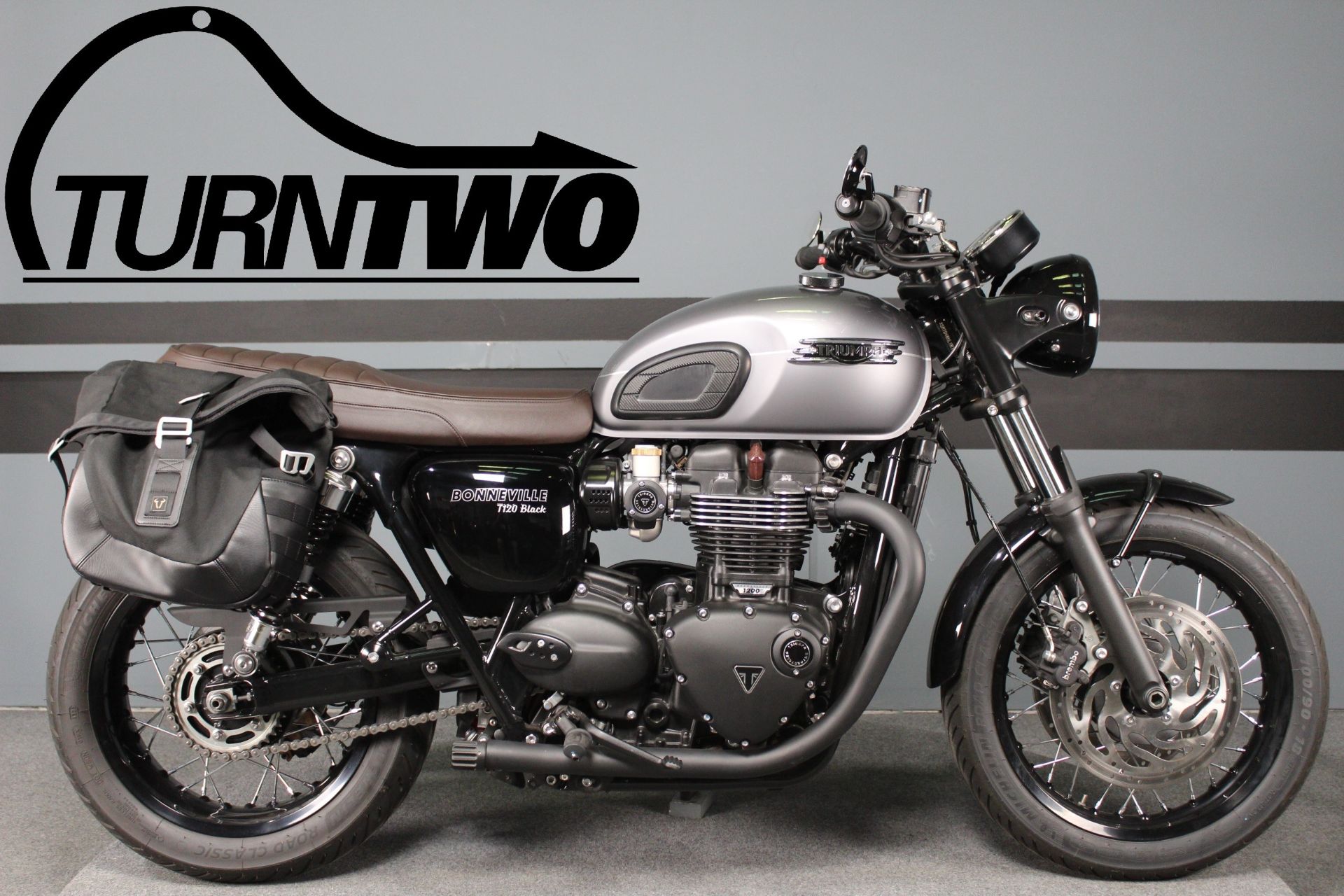2024 Triumph Bonneville T120 Black in Portland, Oregon - Photo 1